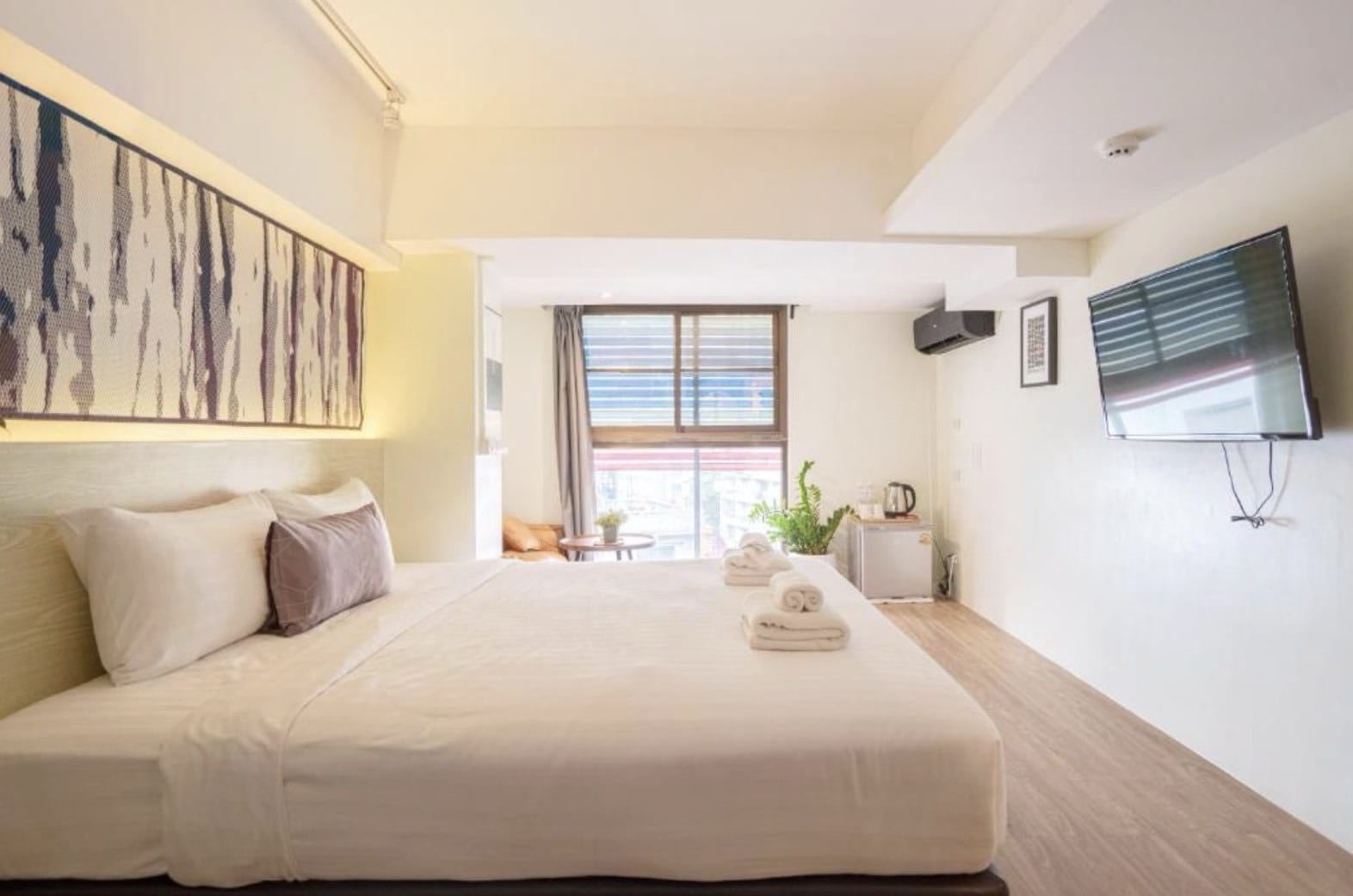 ห้อง Premier พร้อมเตียงคิงไซส์ ชั้นสูง - Zayn Hotel พร้อมพงษ์